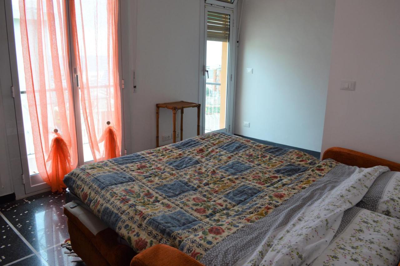 Appartement Il Nido Sul Mare à Savone Extérieur photo