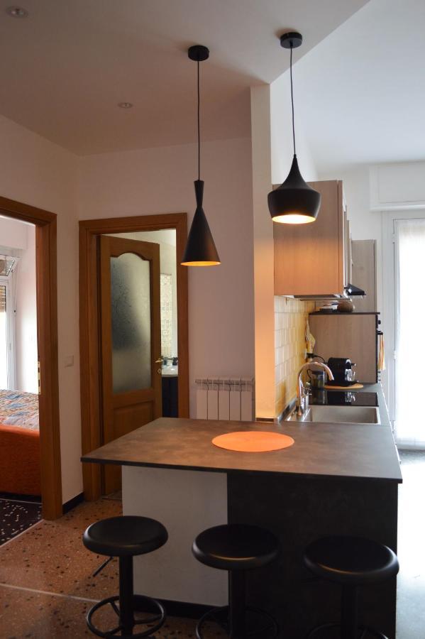 Appartement Il Nido Sul Mare à Savone Extérieur photo